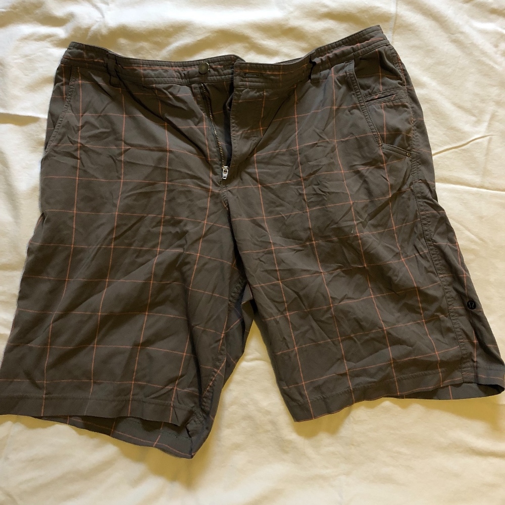 Lululemon Men's Shorts XL